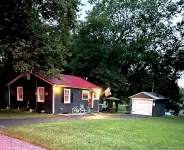 Cozy Haven Little Hidden Gem Sleeps 4