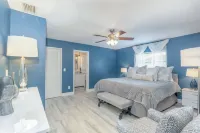 Put your toes in the sand in Naples, Florida-5 min from Famous Vanderbilt Beach!