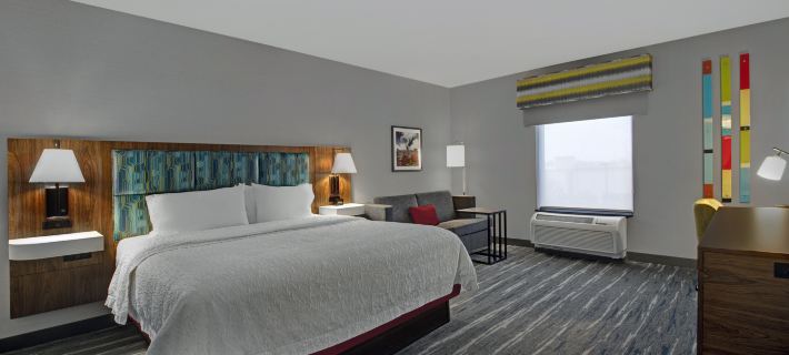 Hampton Inn & Suites Syracuse Dewitt Hotels in Syracuse