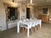 Mansion - St laurent des arbresHouse with garden Hotel a Saint-Laurent-des-Arbres