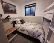 Bowerbird Cottage Studio Apartment -  Binna Burra Bushwalks & Tea House nearby