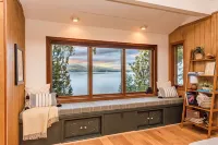 Discovery Bay Lookout: Hot Tub, Sauna & More!