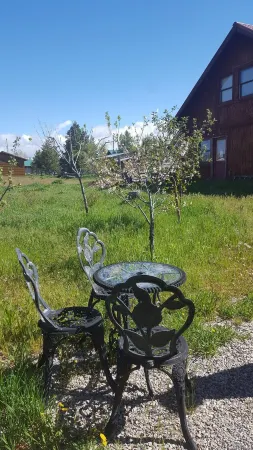 The Cottage at Heron Glass in Driggs Отели в г. Дригс