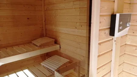 Charming cottage with sauna chalet