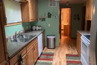 Beautiful cottage on the Chippewa Flowage Hotels in Hunter