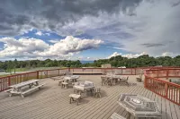Alpine Retreat-Resort Pool-Hottub-Ski-Snowboard-Tube-Sled