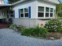 Seasonal Fully Furnished Mobile home ヒューロンのホテル