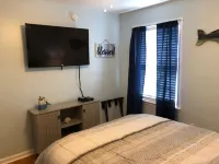 The Green Cabin-on-The Bourbon Trail