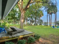 Waterfront “State of Mind” vintage home. Hotels in Bluffton