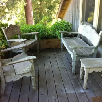 Cottage-in-the-Barn on Dragonfly Farm