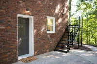 Spacious 6 bedroom home near Downtown Macon!