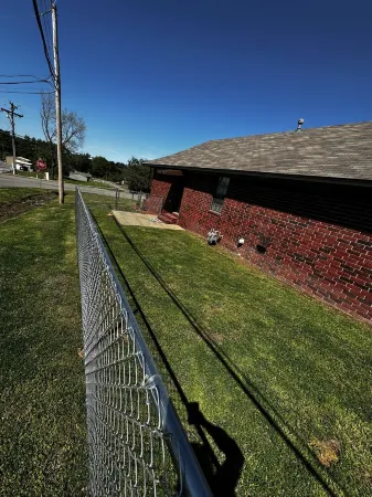 The Corner View: Cute, Clean and Cozy Home!