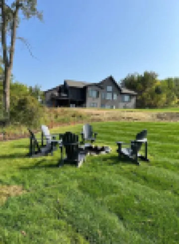 Lakefront Retreat on South Center Lake