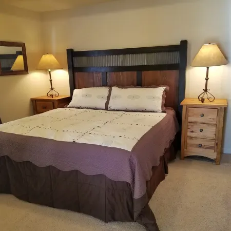 Beautiful Spacious Condo.