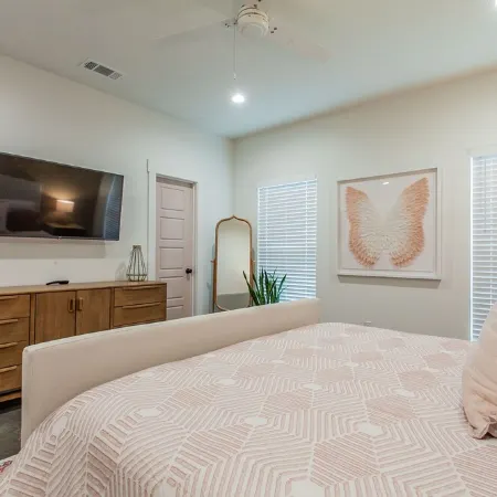 The Sterling House: Brand New Home Steps from Magnolia