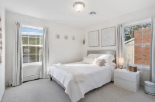 Waterfront Home with Hot Tub, Kayaks, and Fast Wifi