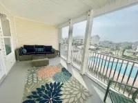 S-Cape Reality in our beautiful Ocean View TownhomeGreat Place for Snow Birds!