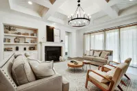 Family-Friendly Luxury Home w/Media Room, Near SA & ATX, Long Stays Welcome 斯普林布蘭奇住宿飯店