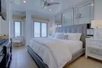 Unique and sophisticated 2 bed/2 bath oceanfront condo Hotels near Roy Barth Tennis Center