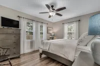 Close to Downtown Brenham 옐로 피버 묘지 주변 호텔
