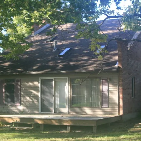 Historic 1840s Lamoreaux House / Modern Addition