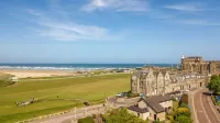 Swilken View, 5 Star Selfcatering House Overlooking the Old Course in St Andrews 세인트앤드류 호텔