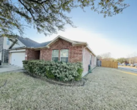 Large 4 Bedrooms Home - Workforce Rental - Washer/Dryer - Garage - Full Kitchen