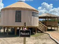 Peacock/River Yurt Village/Couples Yurt/Hot Tub/Close to Town! - Chalets