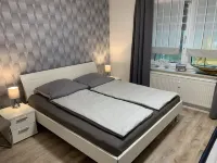 Quiet and modern vacation apartment very close to the beach