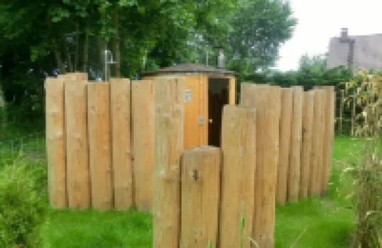 Vacations under the thatch quiet, retro-look apartment in the center of Wieck