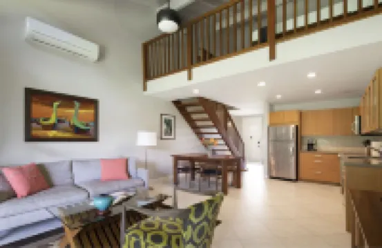 Modern, Designer Owned 2BD+2BA w/ Loft @ Turtle Bay, AC in every room