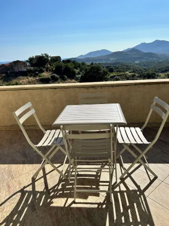 F3 in a charming villa in a quiet location shared swimming pool panoramic sea and mountain view