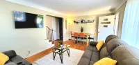 1 KING Bed 3 QUEEN Beds* Pet Friendly* Quiet