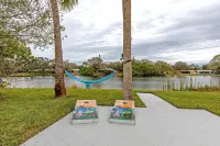 Turquoise Turtle - Private Heated Pool: Relax & Enjoy