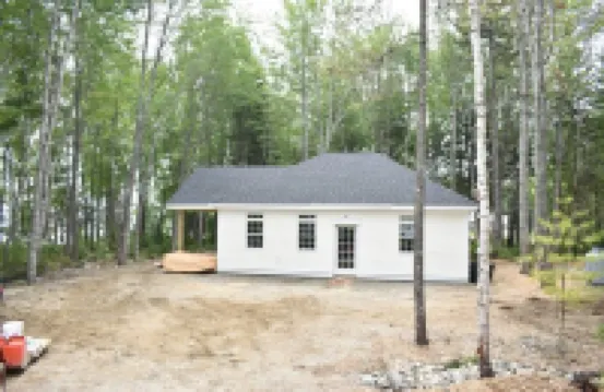 Charming Coastal Maine Cottage Overlooking Penobscot Bay!