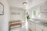 Del Mar Studio · Charming Studio I 600Mbps Walk to Tower District