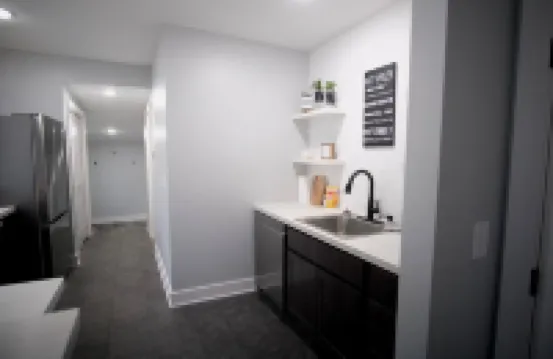 Grand Rapid's 2bedroom apartment, just a quick 3-min drive to DeVos Perform Hall