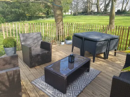 Renovated Breton farmhouse in Morbihan Отели в г. Морбиан