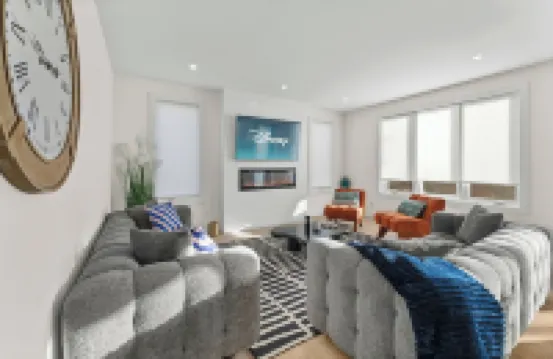 II Home in Boston with, Arcade, Parking,Game Room,EV, 6Br 5.5Bath