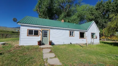 Stay on the ranch in beautiful ranch house