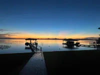 Tranquil Lakefront Retreat - 3-Sterne