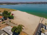+Lake View House+ Walk to private sandy beach. Private lake access. Hotel a Lake Elsinore