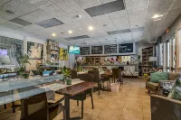 Private townhome steps from the beach and right next to the pool