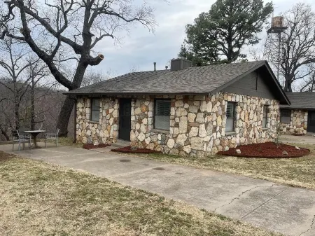 Cabin 1 on Stony Point Resort
