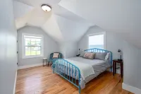Downtown house in Brevard - Lumberyard Arts District