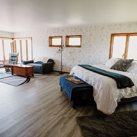 Scenic Rural Farmhouse that can sleep up to 20