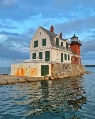 New England Farmhouse Loft Hotels in Rockland