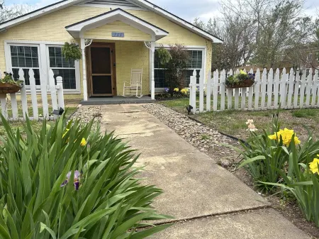 Saint Raphaël Place, a unique place for the unique traveler.