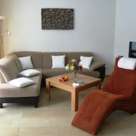 120 meters to the lake - vacation apartment with top equipment