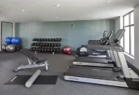 The Hamilton Alpharetta, Curio Collection by Hilton - Gym